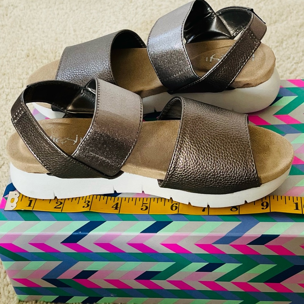 Platform Sandals - Picture 5 of 9